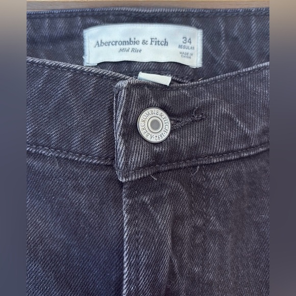 Abercrombie & Fitch curve love mid -rise cropped jeans NWT , sz 34 - Picture 7 of 10